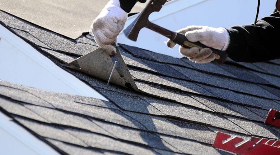 Expert new roof installation services in Scheller, IL